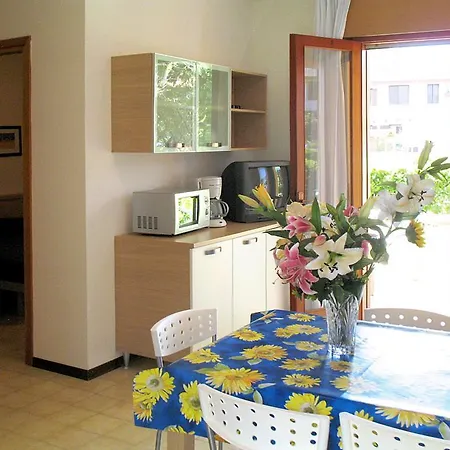 Villaggio Gelsomini 아파트 *